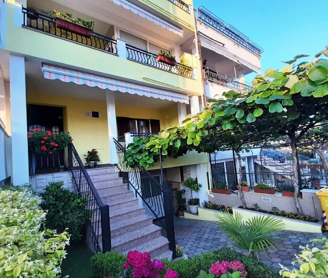 Paradise Beach Apartments Rovinj Dış mekan fotoğraf