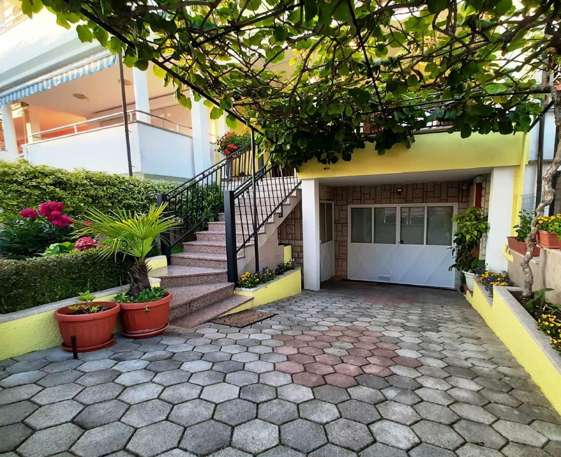 Paradise Beach Apartments Rovinj Dış mekan fotoğraf